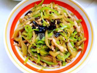 青椒榨菜炒肉丝的做法步骤：21