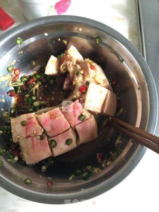 烤五花肉的做法步骤：1