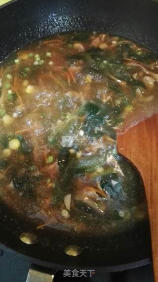 榨菜肉丝面的做法步骤：6