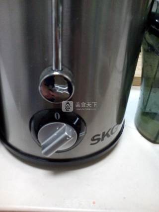 橙子梨汁的做法步骤：5