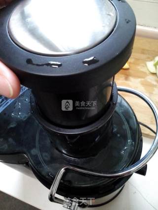 橙子梨汁的做法步骤：6