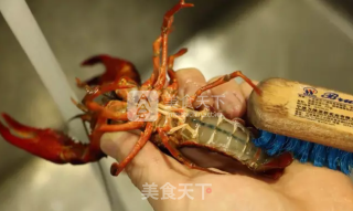 美味辣辣小龙虾的做法步骤：1