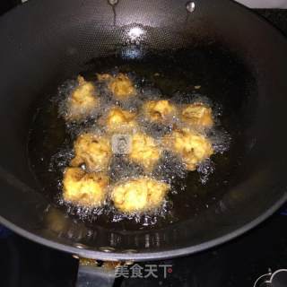 包菜虾米丸子的做法步骤：5
