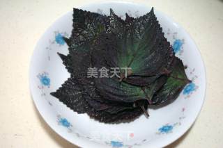 紫苏叶大拌菜的做法步骤：1