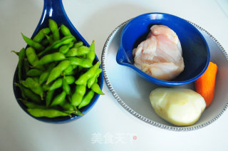 清新爽口之毛豆炒三丁的做法步骤：1