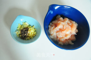清新爽口之毛豆炒三丁的做法步骤：3