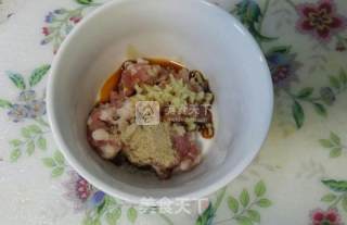 麻辣小面的做法步骤：1