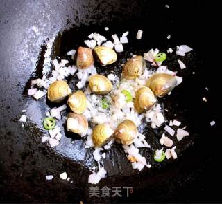 文蛤意面的做法步骤：5