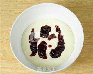 香草酸奶油樱桃冰淇淋的做法步骤：9
