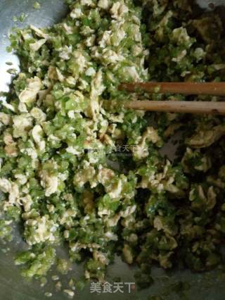 蚝油青椒鸡蛋水饺的做法步骤：4