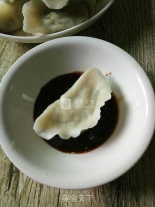 蚝油青椒鸡蛋水饺的做法步骤：7