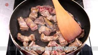 夏季美味【嫩牛排骨烧凉瓜】的做法步骤：3