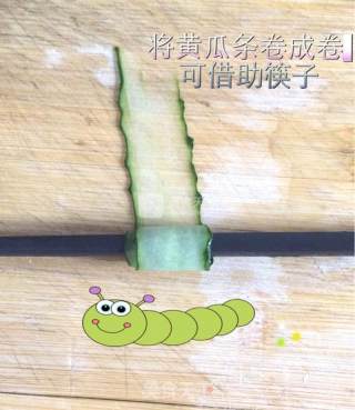 响油黄瓜卷的做法步骤：2