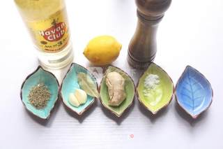 空气炸锅版柠香朗姆酒烤鱼的做法步骤：3