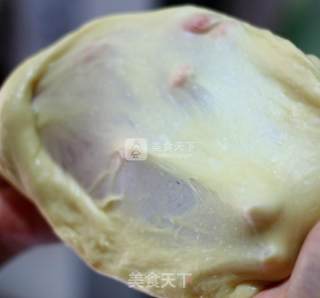 牛油果懒人吃法---牛油果网纹面包的做法步骤：1