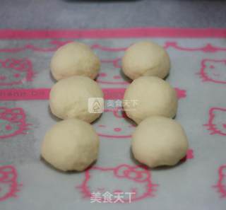 牛油果懒人吃法---牛油果网纹面包的做法步骤：4
