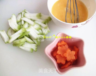 瓠瓜胡萝卜鸡蛋汤的做法步骤：3