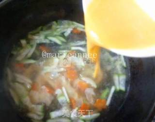 瓠瓜胡萝卜鸡蛋汤的做法步骤：5