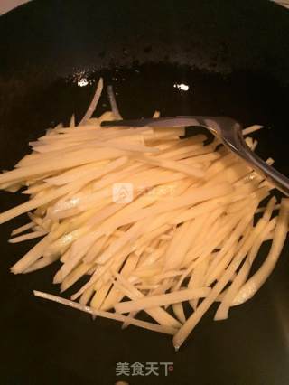 酸辣土豆丝的做法步骤：5