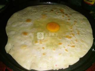 鸡蛋灌饼的做法步骤：6