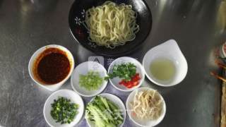 鸡丝凉面的做法步骤：6