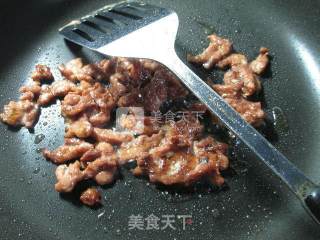 尖椒牛肉丝披萨的做法步骤：2