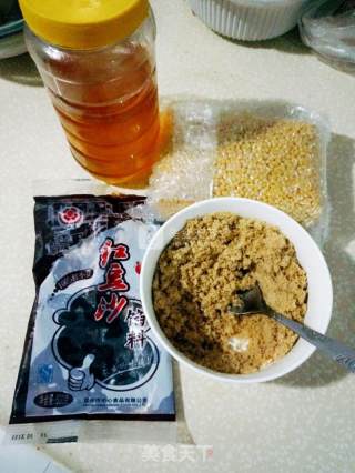 绿豆糕的做法步骤：1