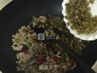 肉末炒酸豆角（附自制酸豆角做法）的做法步骤：12