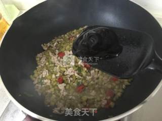 肉末炒酸豆角（附自制酸豆角做法）的做法步骤：13