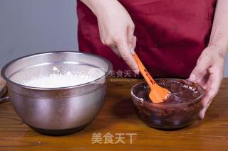 甜而不腻的冰淇淋蛋糕的做法步骤：11