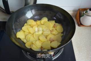 彩椒土豆片的做法步骤：3