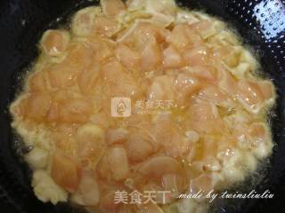 酱爆桃仁鸡丁的做法步骤：9