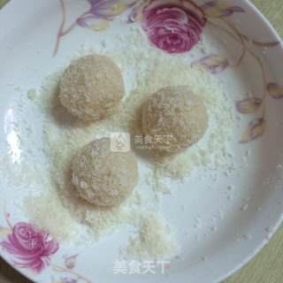蛋白椰丝球的做法步骤：5
