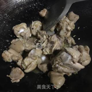 红烧猪脚的做法步骤：2