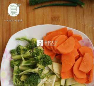 营养杂蔬汤的做法步骤：3