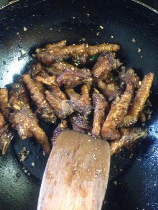 豆豉蒸凤爪的做法步骤：8