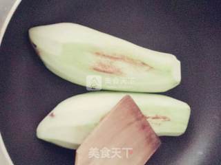 平底锅版凉拌手撕茄的做法步骤：4