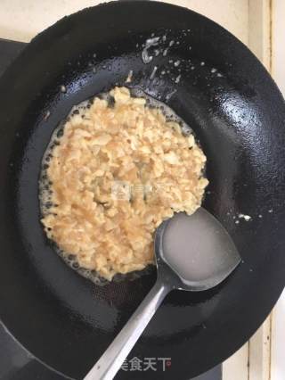 鱼柳炒饭的做法步骤：4