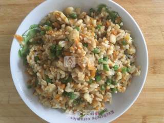 鱼柳炒饭的做法步骤：9