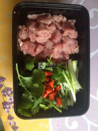 泰式小炒肉的做法步骤：1
