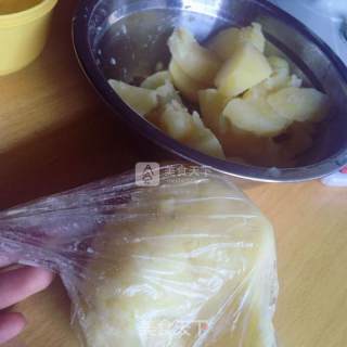 火腿土豆饼的做法步骤：3