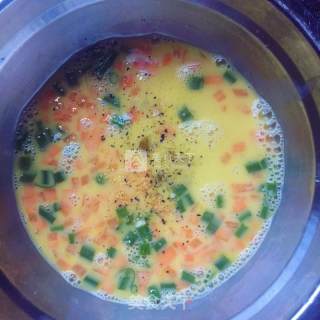 煎鸡蛋卷的做法步骤：4