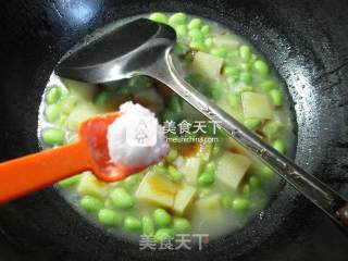 毛豆烧土豆的做法步骤：6