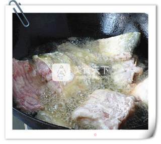 蒜子辣烧鲶鱼的做法步骤：4