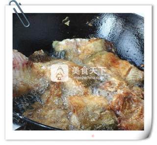 蒜子辣烧鲶鱼的做法步骤：5