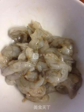 虾卷的做法步骤：1