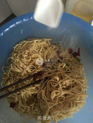 拌干豆腐丝的做法步骤：6
