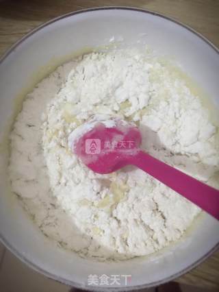 香蕉牛奶电饭煲蛋糕的做法步骤：6
