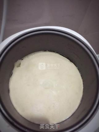 香蕉牛奶电饭煲蛋糕的做法步骤：13