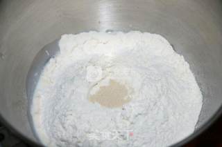 蜜豆中种小面包的做法步骤：1